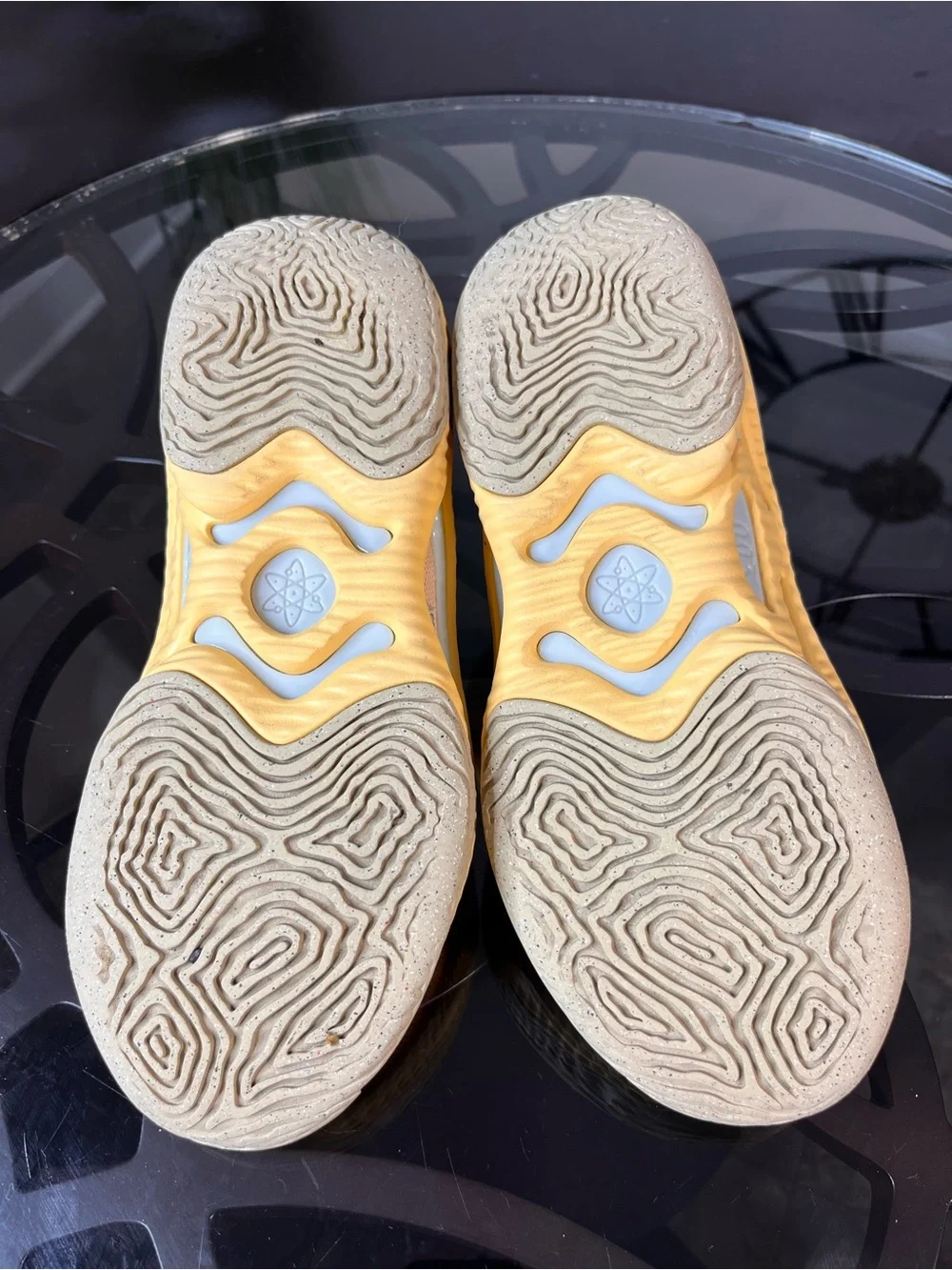 Nike Men’s Yellow Orange Knit Sneaker